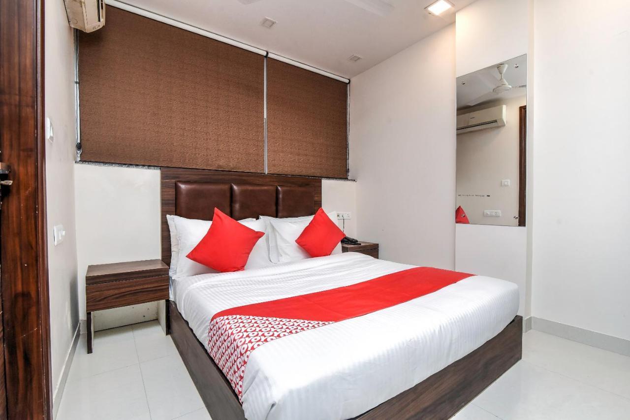 Oyo 77158 Hotel Swastik Palace Bhiwandi Εξωτερικό φωτογραφία