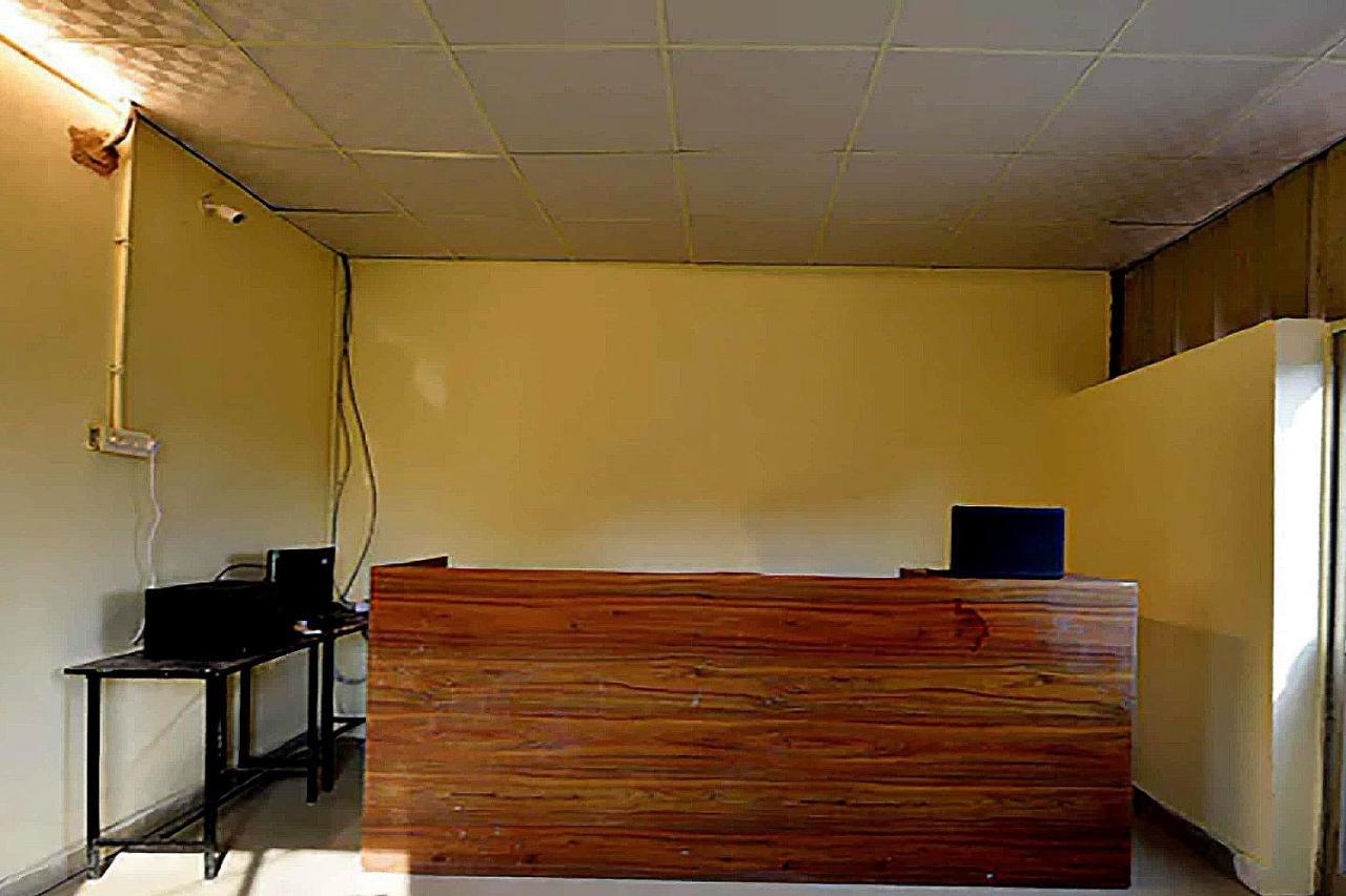 Oyo 77158 Hotel Swastik Palace Bhiwandi Εξωτερικό φωτογραφία
