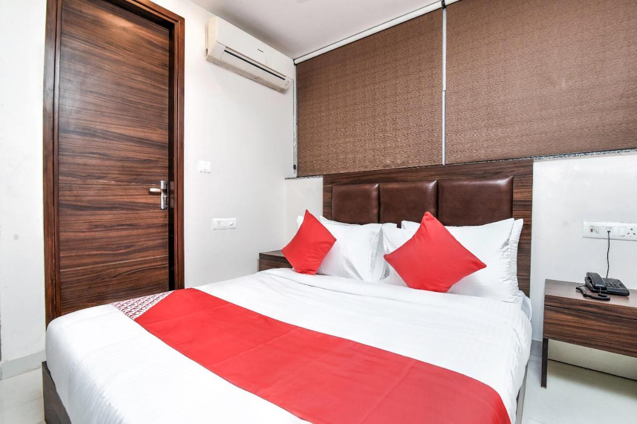 Oyo 77158 Hotel Swastik Palace Bhiwandi Εξωτερικό φωτογραφία